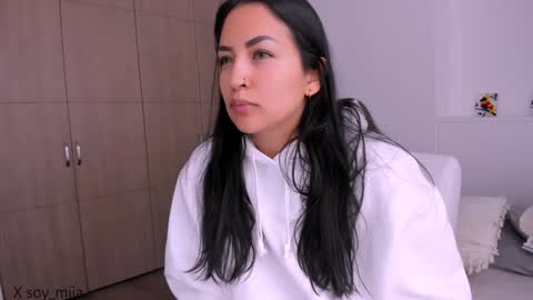 Snapshot of soy_miia chatting on January 2025 09:26:01 PM MIA online show from January 2025 09:26:01 PM