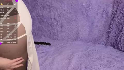 Nicole online show from March 2025 06:22:02 PM