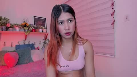 Snapshot of soy_sarah chatting on February 2025 05:58:01 AM Sarah Valentina online show from February 2025 05:58:01 AM