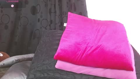 Amelia online show from January 2025 12:05:02 PM