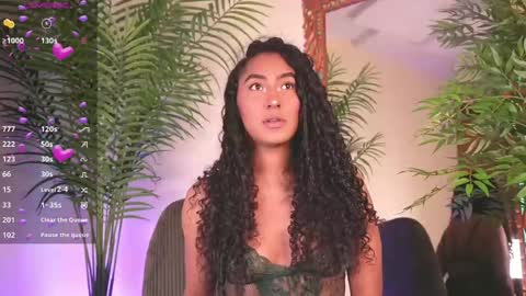 Snapshot of soyjuliana19 chatting on April 2026 04:39:01 AM Juliana online show from April 2026 04:39:01 AM