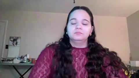 Soyoceanne online show from December 2025 04:58:01 PM