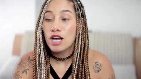 Snapshot of soytulu_ chatting on January 2025 06:10:01 PM brisa s online show from January 2025 06:10:01 PM