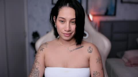 Snapshot of soytulu_ chatting on April 2026 03:41:02 PM brisa s online show from April 2026 03:41:02 PM