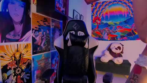 Val online show from February 2025 01:47:02 AM