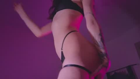 Snapshot of space_x_roxy chatting on December 2024 07:11:02 PM Roxy online show from December 2024 07:11:02 PM