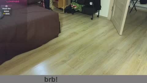 Snapshot of space_x_roxy chatting on February 2025 04:56:02 PM Roxy online show from February 2025 04:56:02 PM