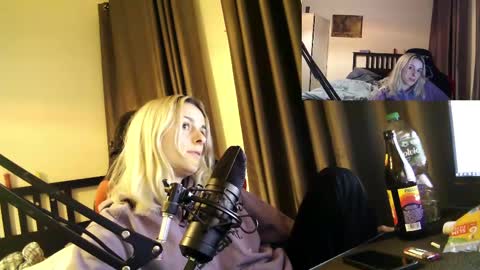 Spacegirl online show from December 2024 04:30:01 PM