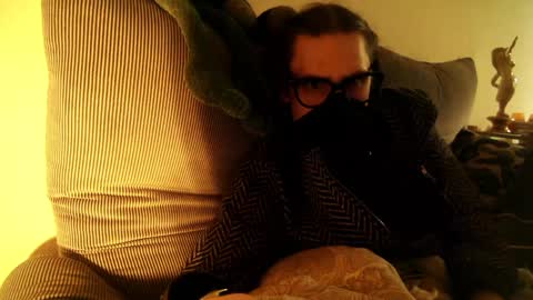 Spacegirl online show from December 2024 12:11:01 AM