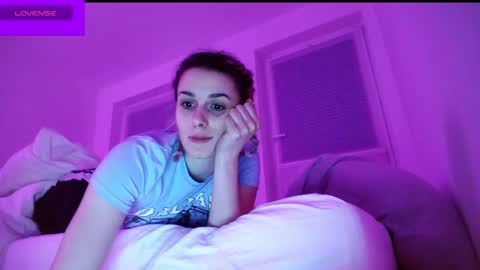 Spacegirl online show from January 2025 01:29:01 AM