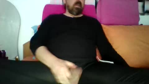 Snapshot of spada50 chatting on January 2025 06:10:01 AM Mike online show from January 2025 06:10:01 AM