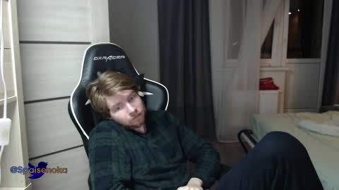 Snapshot of spaisenok chatting on December 2024 02:48:02 AM Mike online show from December 2024 02:48:02 AM