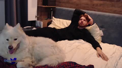 Snapshot of spaisenok chatting on December 2024 11:37:02 PM Mike online show from December 2024 11:37:02 PM