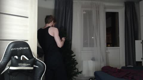 Snapshot of spaisenok chatting on January 2025 10:33:02 PM Mike online show from January 2025 10:33:02 PM