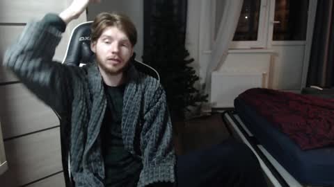 Snapshot of spaisenok chatting on January 2025 12:59:01 AM Mike online show from January 2025 12:59:01 AM