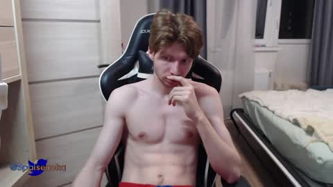 Snapshot of spaisenok chatting on March 2025 09:09:02 PM Mike online show from March 2025 09:09:02 PM