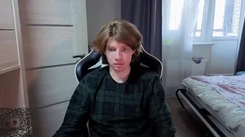 Snapshot of spaisenok chatting on September 2025 01:46:01 PM Mike online show from September 2025 01:46:01 PM