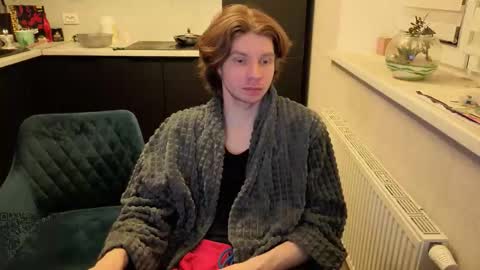 Snapshot of spaisenok chatting on October 2025 08:50:02 PM Mike online show from October 2025 08:50:02 PM