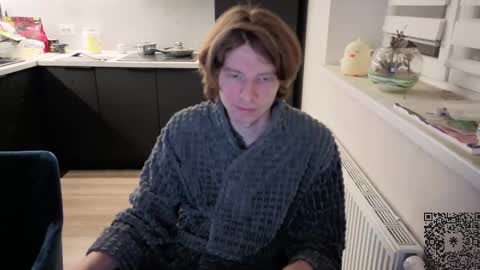 Snapshot of spaisenok chatting on October 2025 09:36:01 PM Mike online show from October 2025 09:36:01 PM