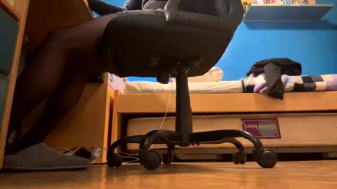 Snapshot of spanishcd chatting on December 2025 07:46:02 AM spanishcd online show from December 2025 07:46:02 AM