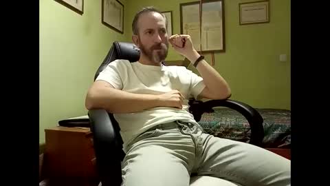 Manu  online show from January 2026 11:06:02 PM