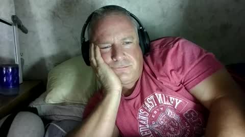 Slave online show from October 2025 11:21:01 AM