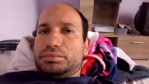 Snaiky online show from April 2026 08:28:02 AM