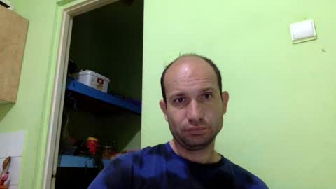 Snaiky online show from May 2026 07:59:02 PM
