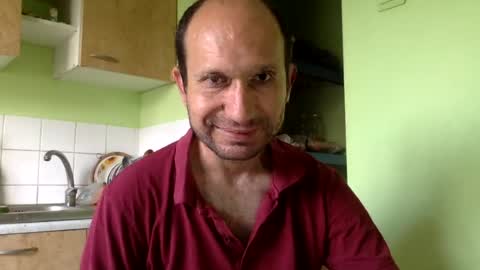 Snapshot of sparei7 chatting on June 2026 04:45:01 PM Snaiky online show from June 2026 04:45:01 PM
