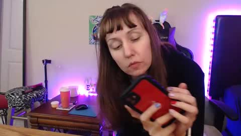 Snapshot of sparkle_pinuppp chatting on April 2026 09:40:02 AM Tip 1 token Follow me on instagram Sparkle pinuppp online show from April 2026 09:40:02 AM