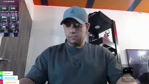 Snapshot of spartacus_cam chatting on January 2025 05:27:01 AM online show from January 2025 05:27:01 AM