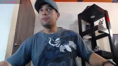 Snapshot of spartacus_cam chatting on January 2025 05:27:01 AM online show from January 2025 05:27:01 AM