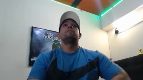 Snapshot of spartacus_cam chatting on September 2025 07:09:02 AM online show from September 2025 07:09:02 AM