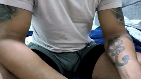 spartan_knight16 online show from December 2025 07:10:02 PM