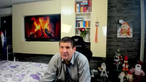 Snapshot of spartandaddy48 chatting on February 2026 07:43:01 PM Spartan online show from February 2026 07:43:01 PM