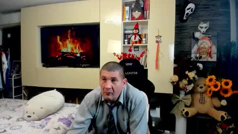 Snapshot of spartandaddy48 chatting on March 2026 05:09:02 AM Spartan online show from March 2026 05:09:02 AM