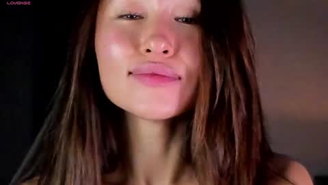Nicole online show from July 2026 07:52:01 PM