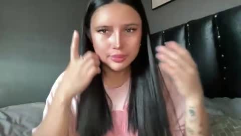 Snapshot of specialgirlxxx chatting on June 2026 07:39:01 AM specialgirlxxx online show from June 2026 07:39:01 AM