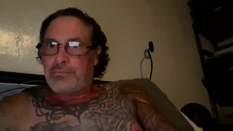 specter1972 online show from November 2025 01:17:02 AM