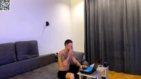 Alex online show from November 2025 09:03:02 PM