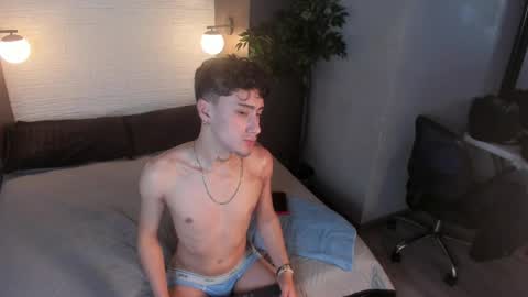 Spencer  online show from April 2026 09:35:01 PM