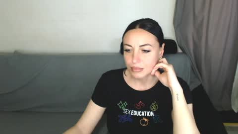 Snapshot of spicemint chatting on April 2026 01:15:01 PM Carla online show from April 2026 01:15:01 PM