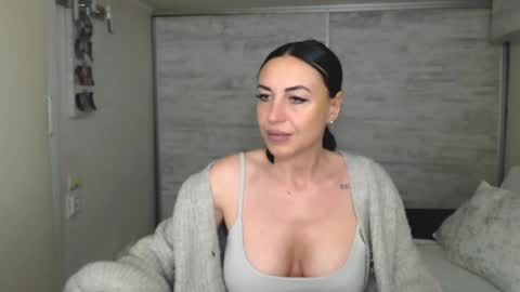 Carla online show from May 2026 02:36:02 PM