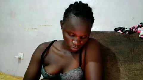 spicy_bella69 online show from May 2026 07:03:01 AM