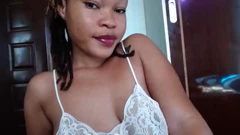 Spicy kerrine online show from November 2025 01:21:02 PM