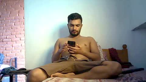 Snapshot of spicybuoy chatting on April 2026 07:41:01 AM spicybuoy online show from April 2026 07:41:01 AM