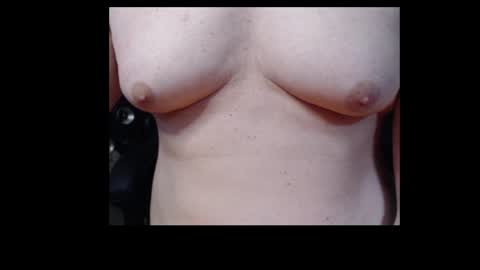 Snapshot of spider19752020 chatting on March 2026 04:13:02 PM bri and mags fun room online show from March 2026 04:13:02 PM