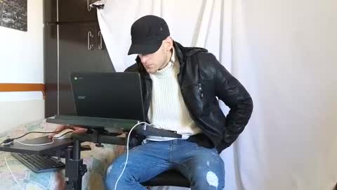 Marco. When Im offline you can view premium content in bio online show from February 2025 08:55:01 AM