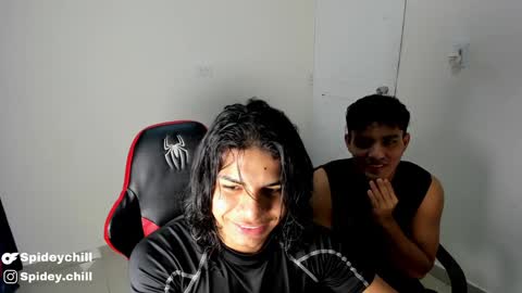 Snapshot of spideychill chatting on December 2024 10:32:01 PM spideychill online show from December 2024 10:32:01 PM