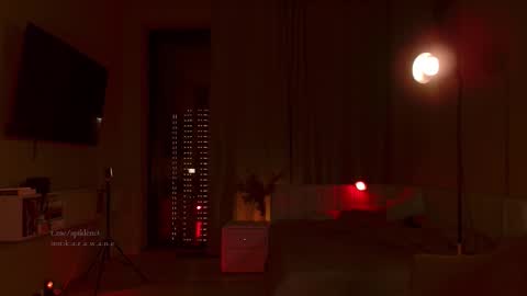 Elizabeth online show from December 2025 05:19:02 PM